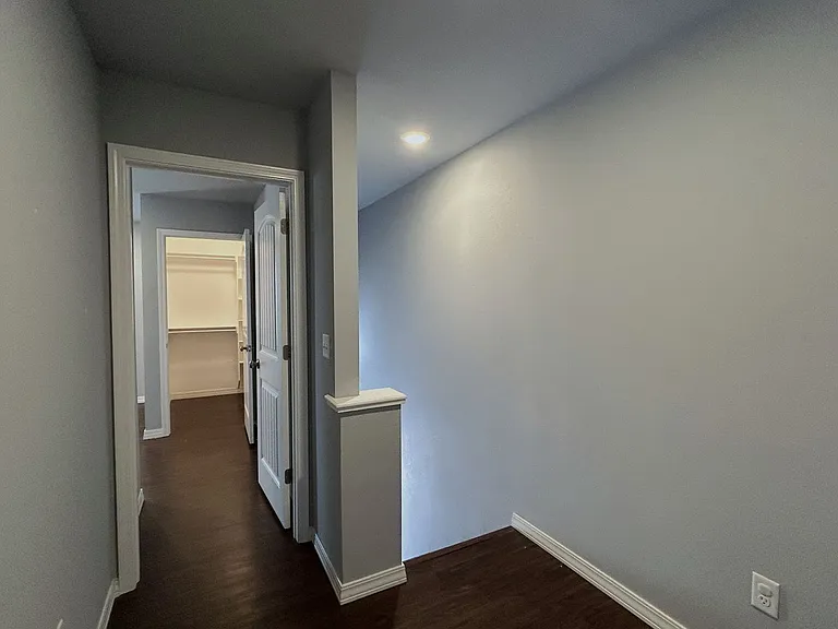 624 N 6th St #2 — Photo 12