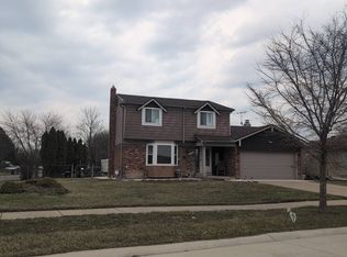 39388 Forbes Dr, Sterling Heights, MI 48310