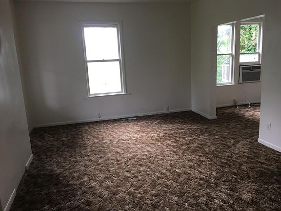 2nd image of 308 Fayette St #B