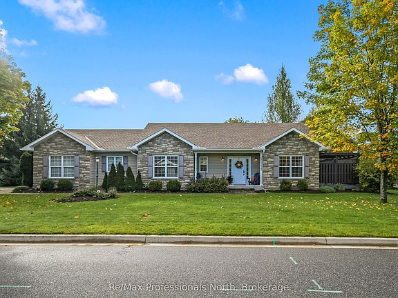2nd image of 2 Inveraray Ct