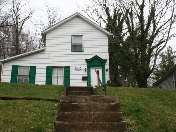 120 N Congress St, Athens, OH 45701