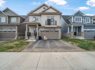 121 Oakmont Dr, Loyalist, ON K0H 1G0