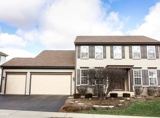 2938 Kelly Dr, Elgin, IL 60124