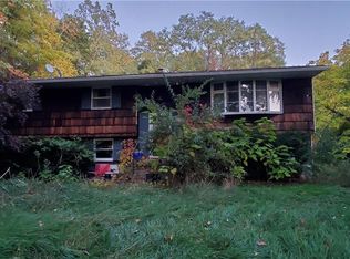 4 Powelton Rd, Newburgh, NY 12550