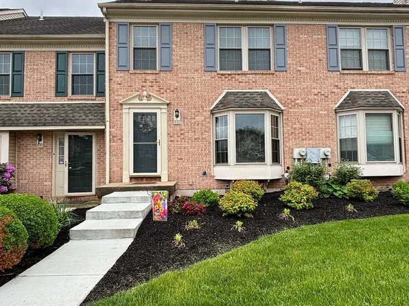 632 Maple Glen Cir, Pottstown, PA 19464