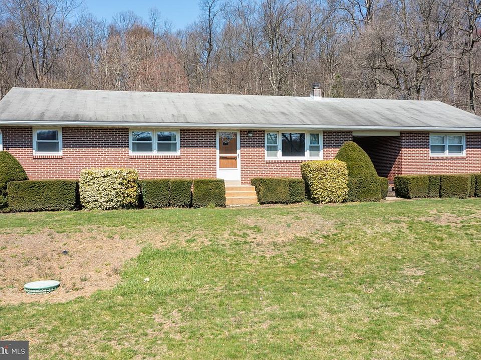 4016 Pricetown Rd, Fleetwood, PA 19522 | Zillow