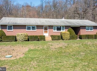 4016 Pricetown Rd, Fleetwood, PA 19522