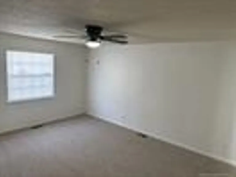 12814 E 37th Pl — Photo 11