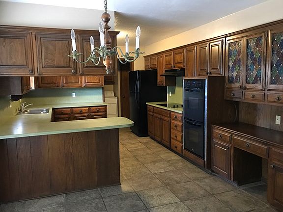 4th image of 2616 NW 121st St