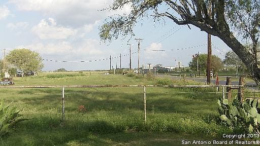 2nd image of 21627 Spur 190
