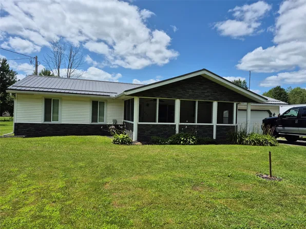 9021 Williamson Rd, Meadville, PA 16335