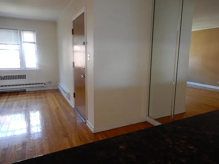 1526 N Harlem Ave #2W — Photo 9