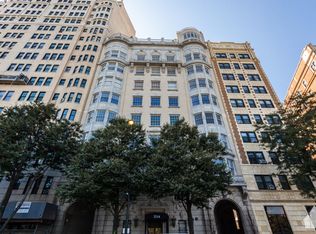 3314 3314 N Lake Shore Dr #5CB, Chicago, IL 60657
