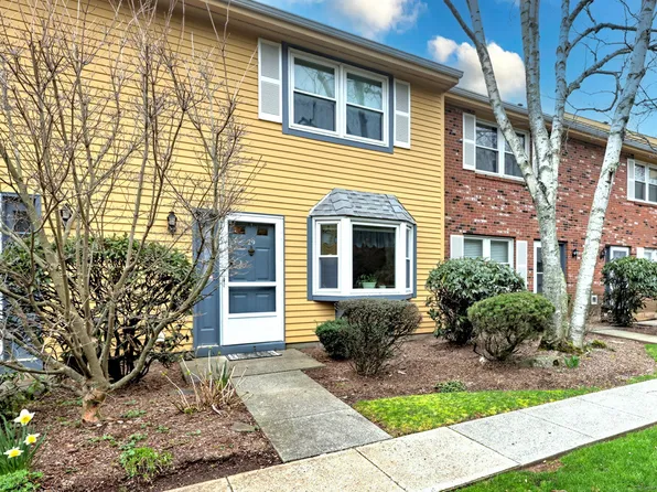 1400 Hartford Turnpike APT 29, North Haven, CT 06473