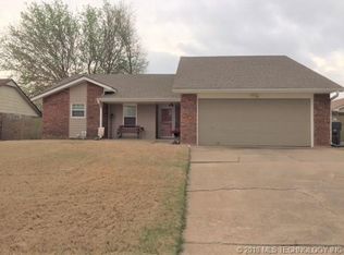 3011 Hilltop Ave, Muskogee, OK 74403