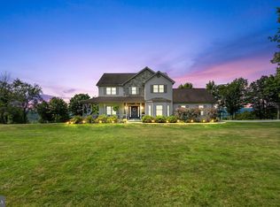 198 Coles Dr, Curwensville, PA 16833