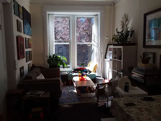 Rented by Pier 12 Real Estate | media 43