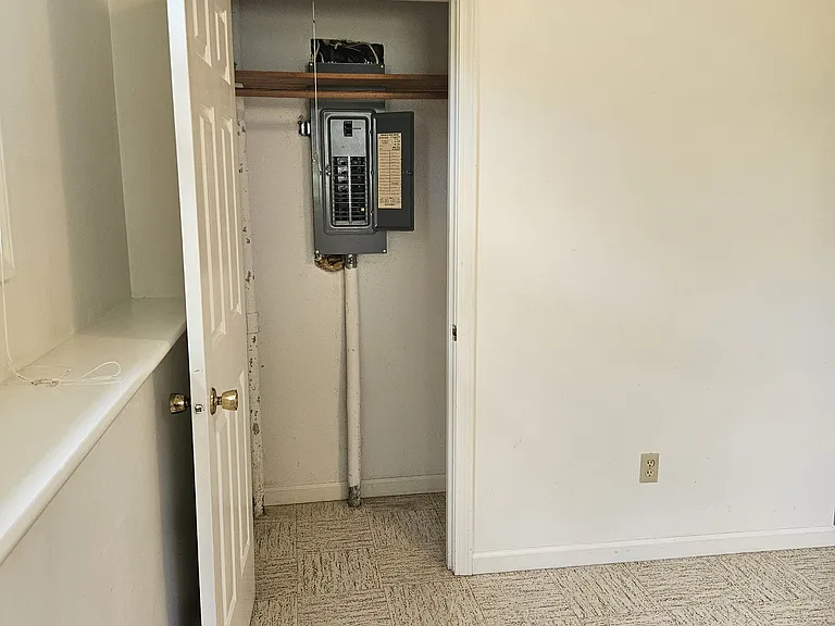 29B Plumtree Rd #B — Photo 10