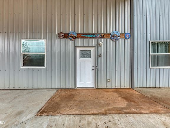 5th image of 2435 Houston Valley Rd