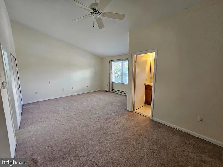 6908-10 Timberlane Rd — Photo 15