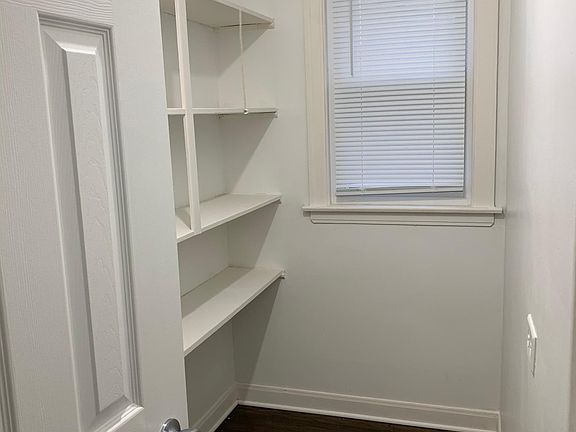 4th image of 6813 S Washtenaw Ave #1