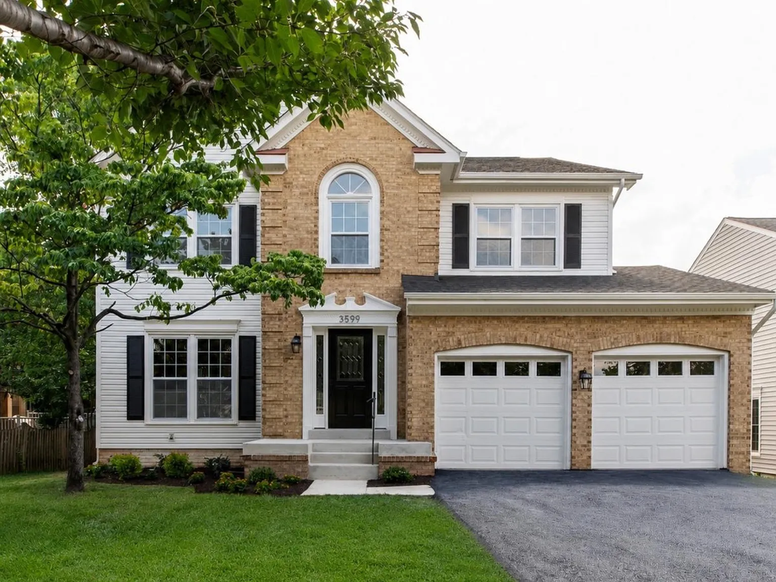 4 bed, 3.5 bath, 4226 sqft, $4,850 — Photo 1