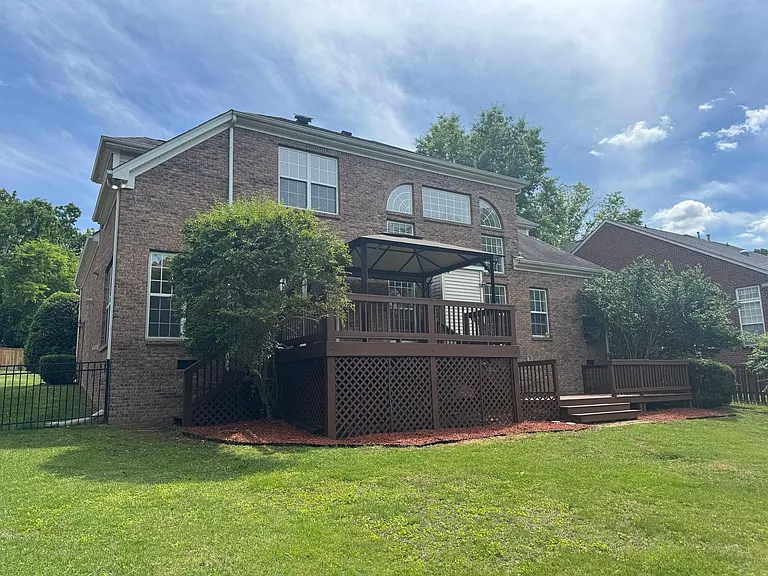 1316 Sweetwater Dr — Photo 44