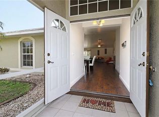 216 SE 25th Ter, Cape Coral, FL 33904