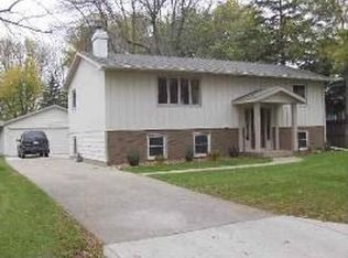 804 17th St SW, Willmar, MN 56201