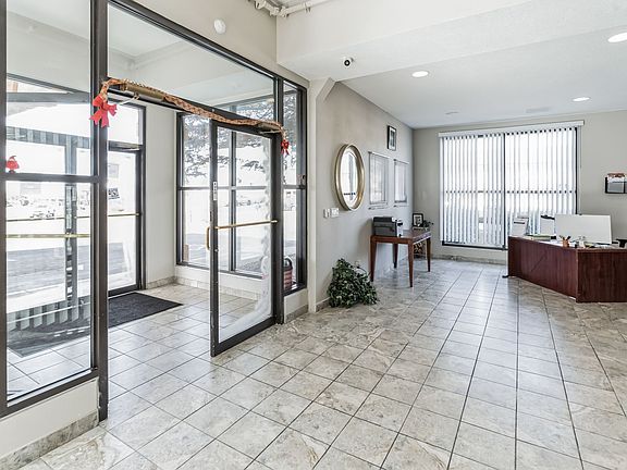 2nd image of 810 Eubank Blvd NE #152