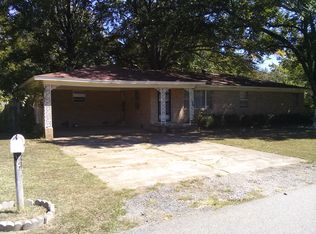1102 Janis St, Searcy, AR 72143