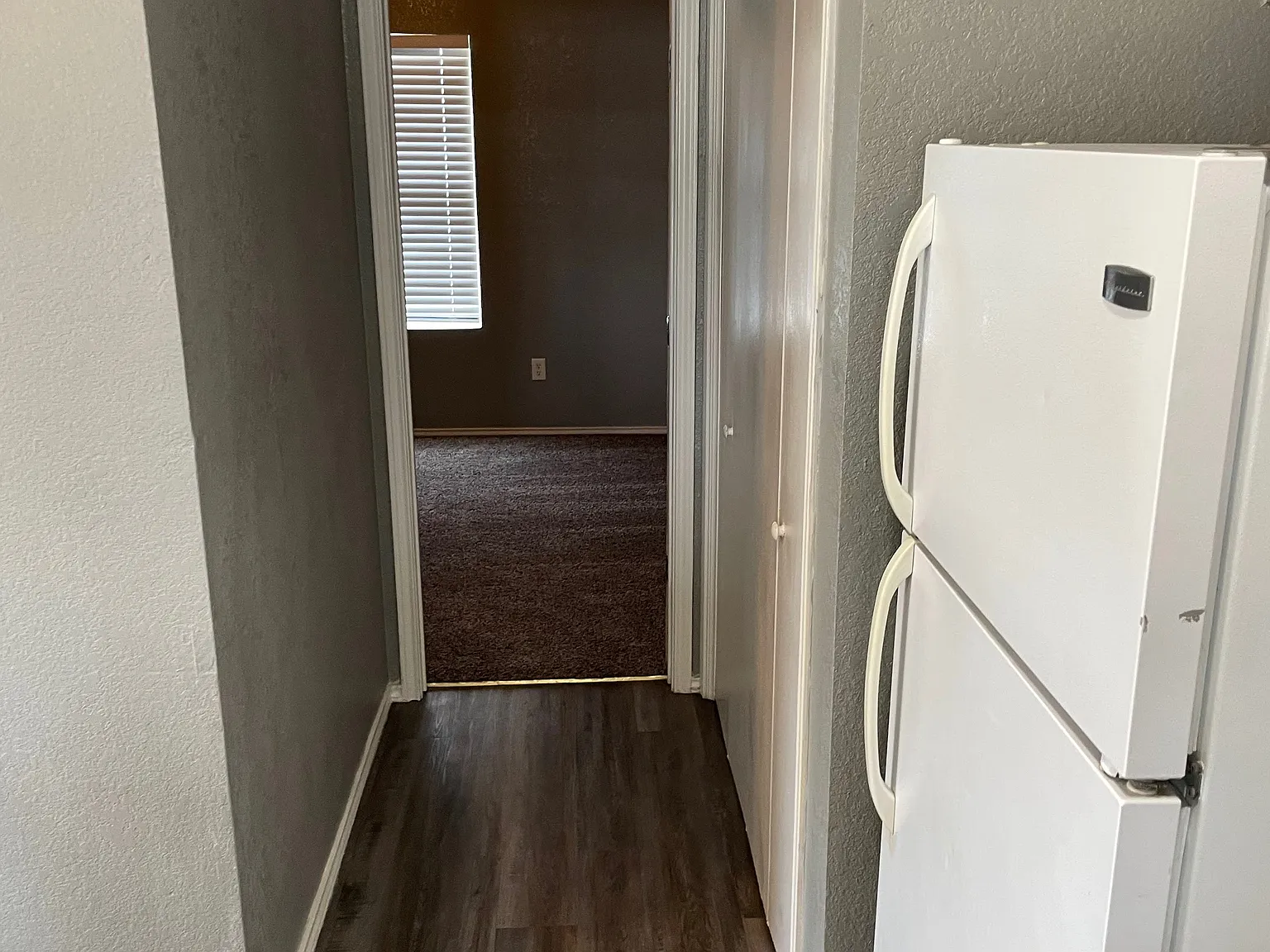3 bed, 1245 sqft, $1,000 — Photo 2