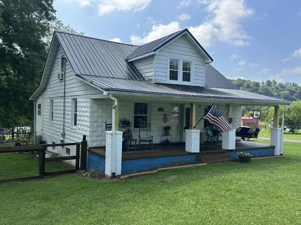 104 Lansworth Dr, Austinville, VA 24312