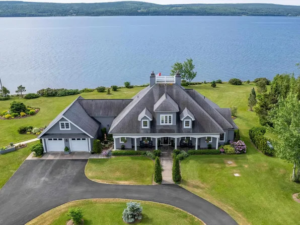 8805 Highway 105, Inlet Baddeck, NS B0E 1B0