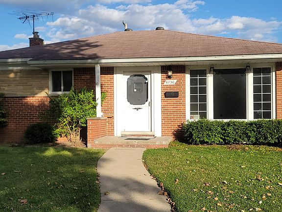 2nd image of 6730 Rosemary St