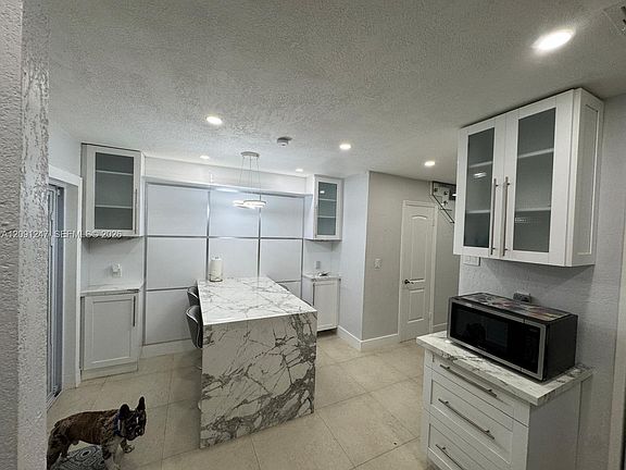 2nd image of 1305 W 53rd St APT 102