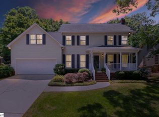 10 River Way Dr, Greer, SC 29651
