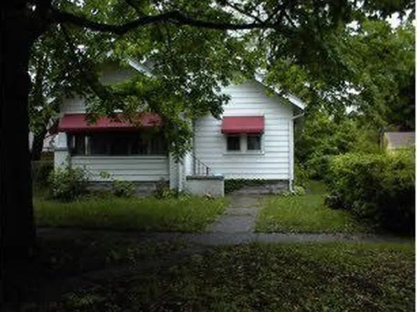 713 Camlin Ave, Rockford, IL 61103