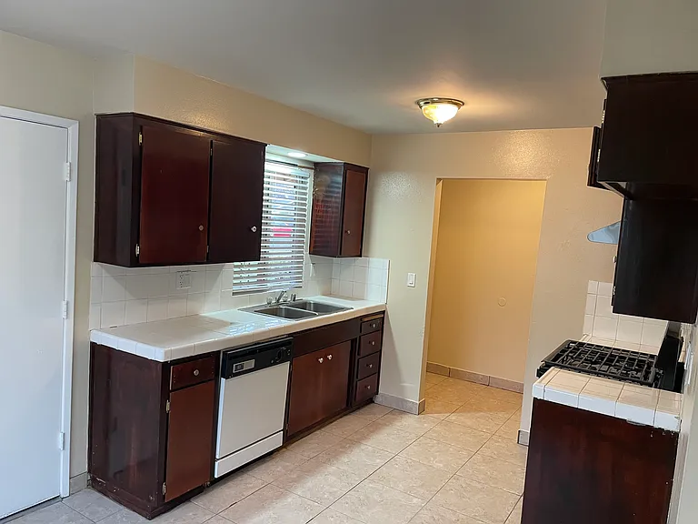 1333 Woodside Dr — Photo 21