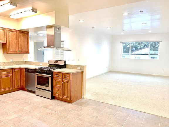 5th image of 7514 Haskell Ave APT 1