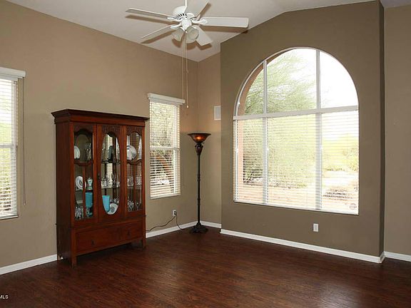 5th image of 20802 Grayhawk Dr #1129