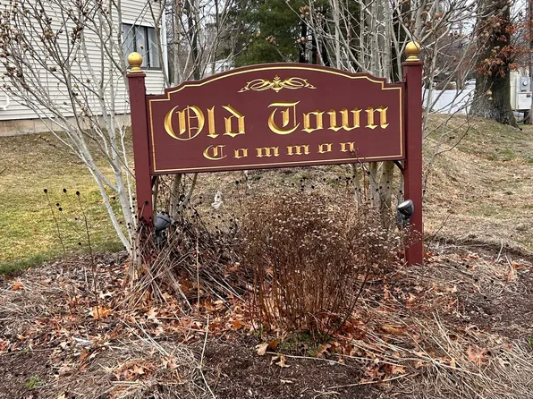 65 Lance Circle #65, Bridgeport, CT 06606