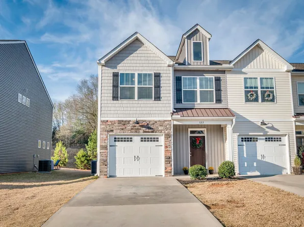 123 Rushing Creek Ln, Piedmont, SC 29673