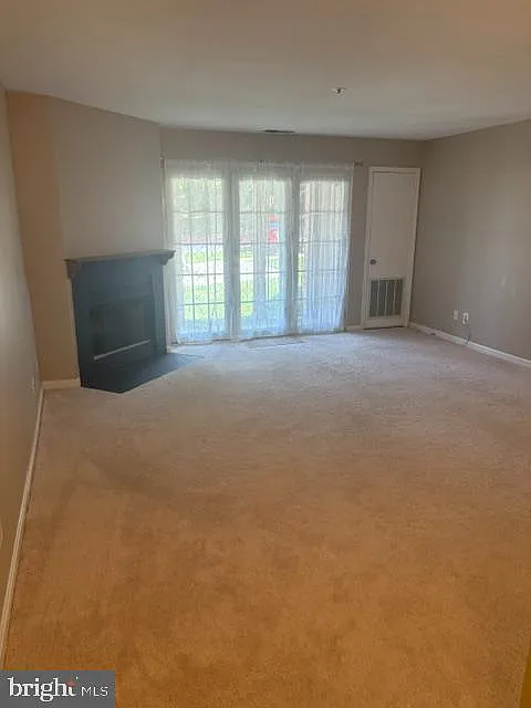 1 bed, 756 sqft, $1,600 — Photo 4