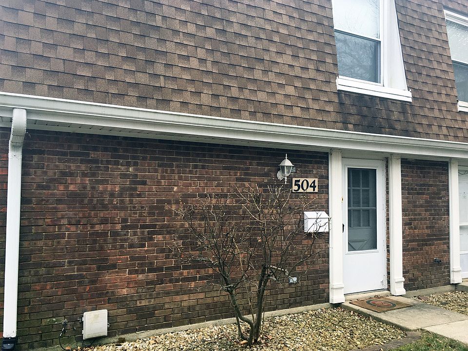 1st image of 504 Deerfield Ct