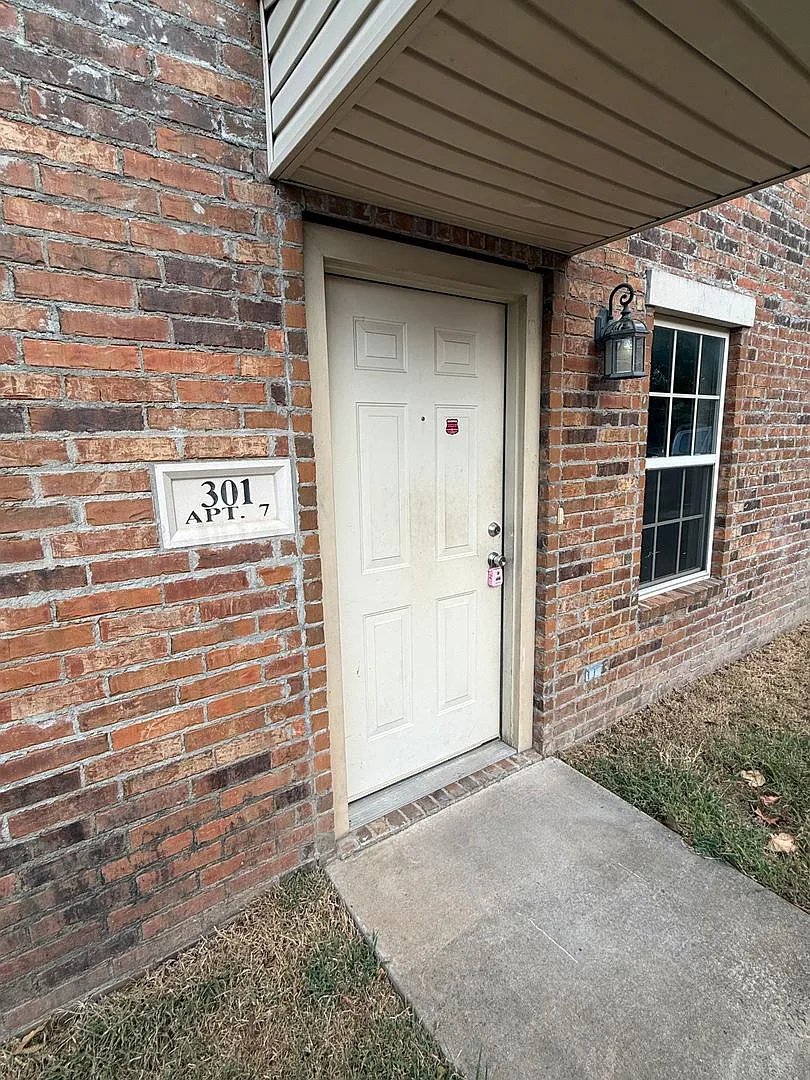 Plum Place — Photo 2