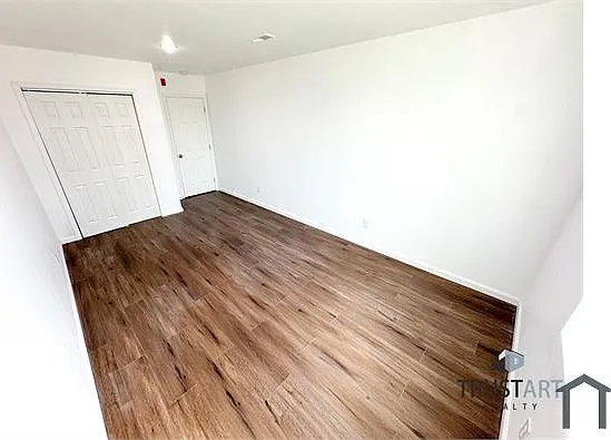 2317 N 15th St #4 — Photo 12