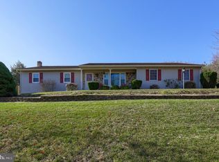 111 Esbenshade Dr, Lititz, PA 17543