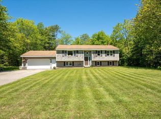 131 Bayside W, Owls Head, ME 04854
