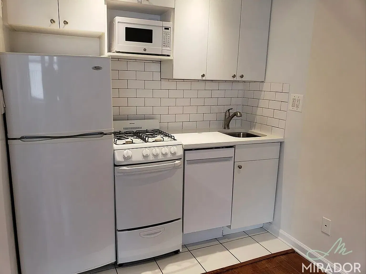 1435 York Avenue — Photo 4